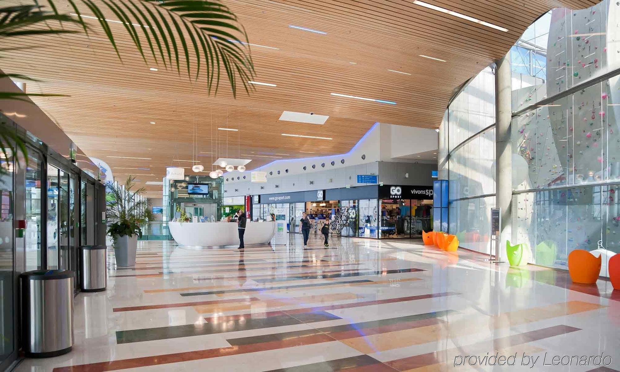 Ibis Styles Saint Julien En Genevois Vitam Недан Экстерьер фото