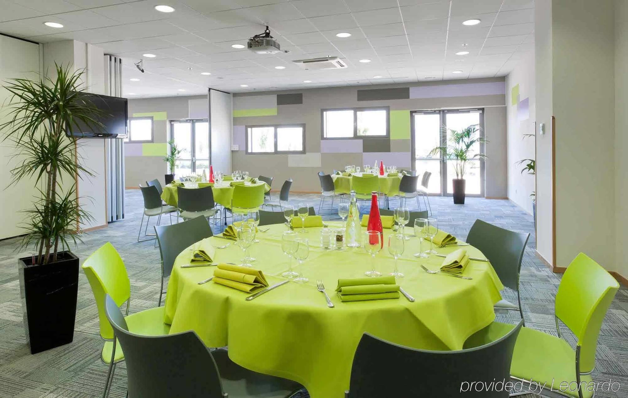 Ibis Styles Saint Julien En Genevois Vitam Недан Экстерьер фото